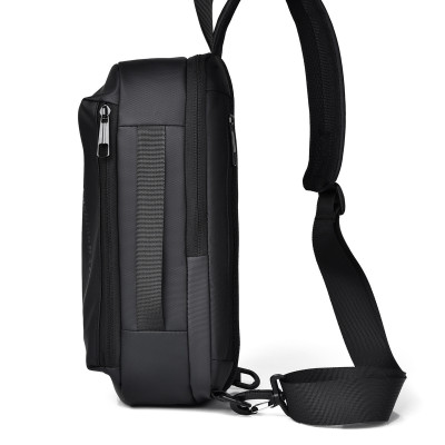 Túi đeo chéo nam cao cấp phong cách mới BEE GEE – DCN9324