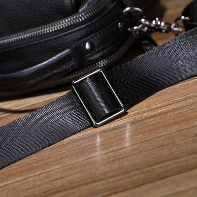 Túi đeo chéo nam DA BÒ THẬT – BEE GEE DCN9337