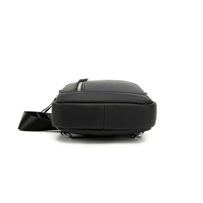 Túi đeo chéo nam DA BÒ THẬT – BEE GEE DCN9344