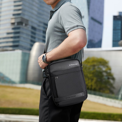 Túi đeo chéo, đeo hông nam Arctic Hunter K00162 chất liệu Oxford chống thấm nước, thiết kế nhiều ngăn tiện dụng