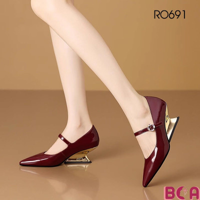 Giày đế xuồng công sở nữ 4 phân RO691 ROSATA tại BCASHOP kiểu dáng thanh lịch và thoải mái
