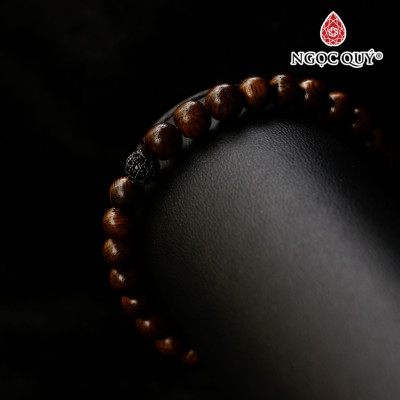 Vòng tay trầm tốc phối charm hợp kim đính đá - Ngọc Quý Gemstones