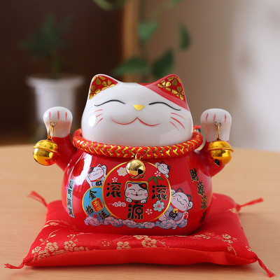 Mèo thần tài lục lạc ,may mắn , thu hút tài lộc , có khe để tiền , kèm đệm lót xinh xắn  ,thu hút khách hàng , mang vận khí tốt lành , công việc kinh doanh thuận lợi vạn sự hanh thông xua tan vận đen ,đem nhiều may mắn đến cho gia chủ 