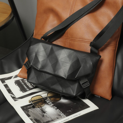 Túi đeo chéo nam phong cách mới  - BEE GEE DCN9248