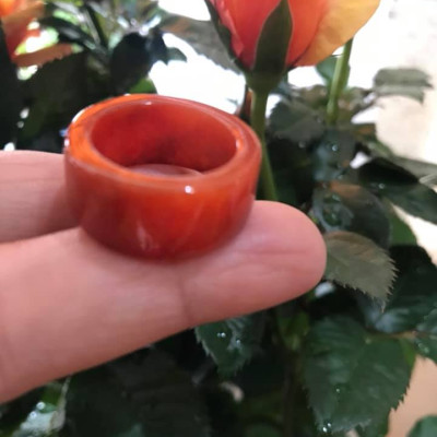 CHIẾC NHẪN VUÔNG ỐNG ĐỎ ĐẬM ĐẸP ĐÁ CẨM THẠCH MAY MẮN SIZE 17MM BẢN CAO 9,5MM  AC  MẠNG HỎA VÀ THỔ 