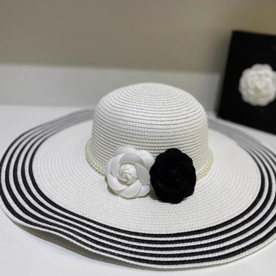 Nón đi biển mũ rộng vành chống nắng viền sọc phối đai ngọc trai nhân tạo 2 hoa trắng đen thời trang Hàn Quốc  Chất liệu cói  Kiểu dáng vành rộng  Nón đi biển mũ vành rộng thời trang du lịch dã ngoại  #mudibien dona240901