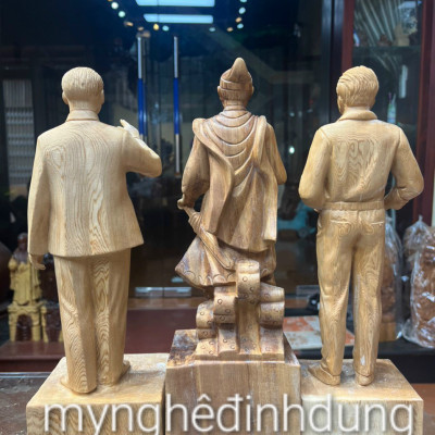 Combo 3 Tượng bác hồ ,trần quốc tuấn, đại tướng võ nguyên giáp bằng gỗ ngọc am thơm nức kt cao 40cm 