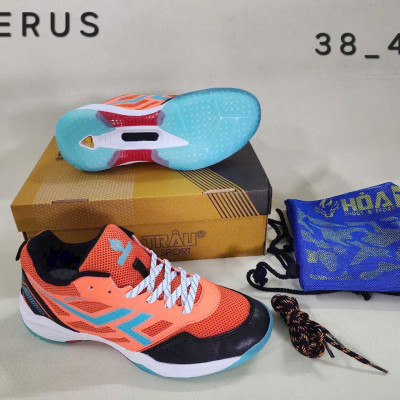 Giày cầu lông nam nữ cao cấp thiết kế trẻ trung năng động, êm chân và chắc chắn