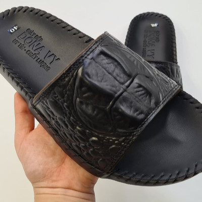 Dép quai ngang nam da bò thật 100% DONAVY thiết kế quai lưng cá sấu nổi bật bắt mắt đế cao su cao cấp DBH