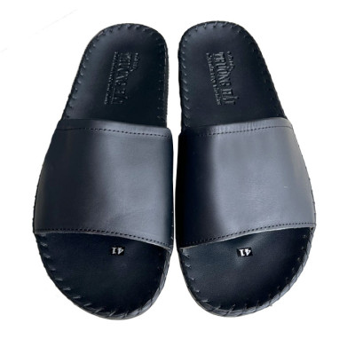 Dép nam quai ngang da bò đế cao 2.5cm màu đen Trường Hải DN110