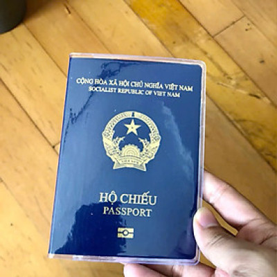 COMBO 5 Vỏ bao hộ chiếu (passport) dẻo trong có khe đựng vé máy bay và các thoại thẻ hiệu Vỏ Bọc Hộ Chiếu