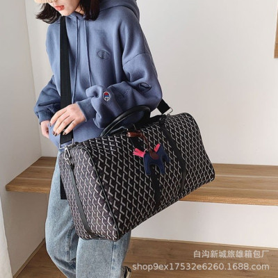 Túi xách du lịch phong cách mới - BEE GEE T1095