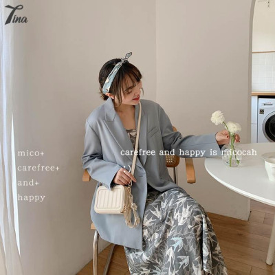 Túi đeo chéo Micocah 2021 thiết kế dáng vuông, có đính hoa nhí dễ thương (NSF523) (M434)