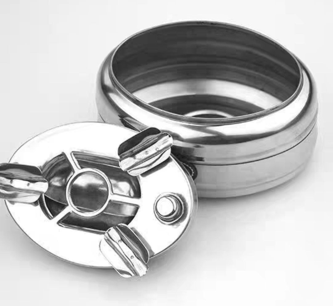 Gạt Tàn Thuốc Inox Có Nút Đóng Mở ( Nút Nhấn ) Kháng Bụi Hiệu Quả