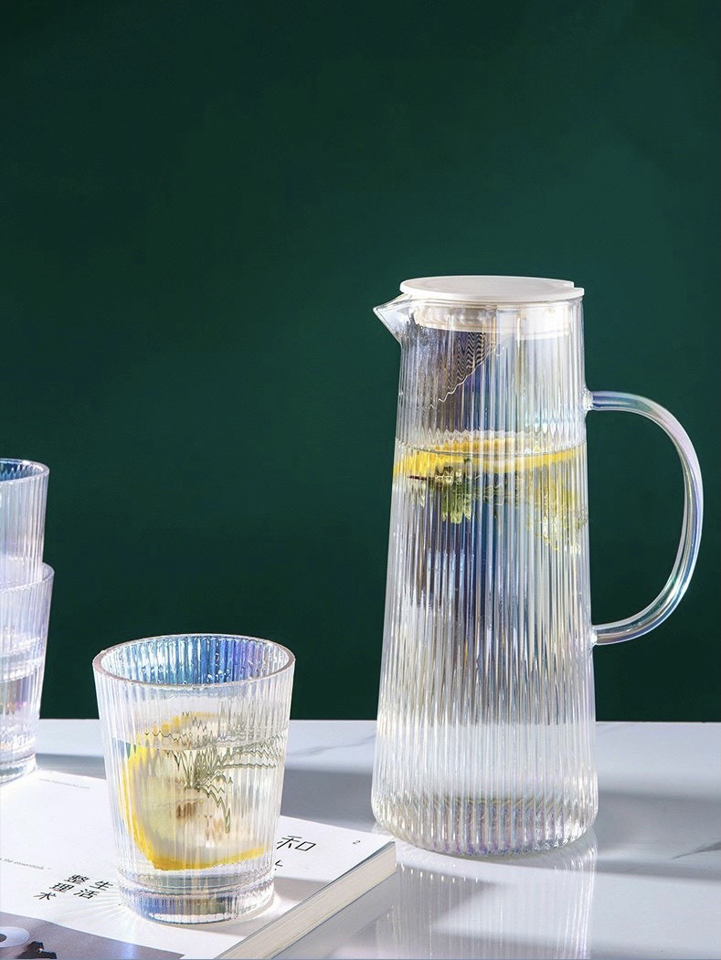 BỘ BÌNH ĐỰNG NƯỚC THỦY TINH CHỊU NHIỆT CAO CẤP KÈM 6 CỐC VÂN TĂM ( KHÔNG BAO GỒM KHAY ) - VD604