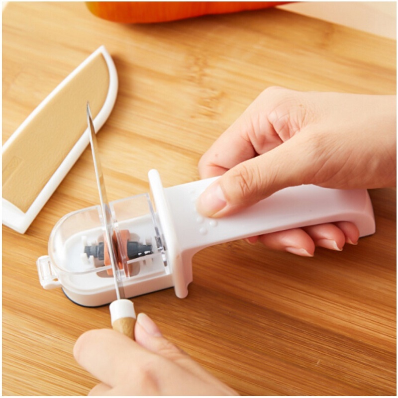 Dụng cụ mài dao cầm tay, dùng để mài sắc dao nhanh chóng, có tay cầm vững chắc không bị trơn trượt - nội địa Nhật Bản