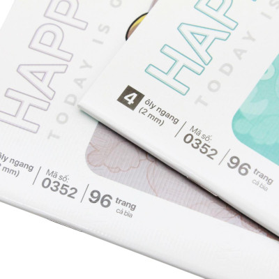 Tập Class Happy Day - 4 Ô Ly Ngang - 96 Trang 58gsm - Hồng Hà 0352 (Mẫu Bìa Giao Ngẫu Nhiên)