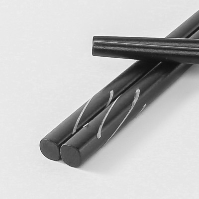 Hộp 10 đôi đũa cẩm xoắn PHUSANG được làm từ gỗ tự nhiên không chất bảo quản dùng trong nhà hàng khách sạn và bàn ăn và xào nấu