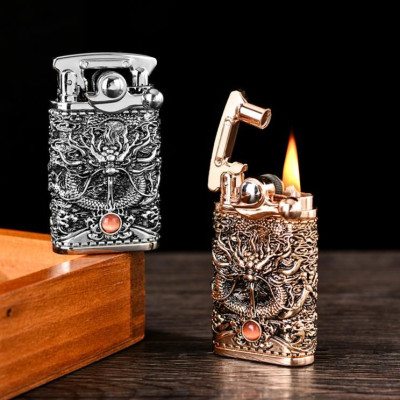 Vỏ Hột Quẹt Bật Lửa Xăng Đá Chief CF018-50 Khắc Hoa Văn Họa Tiết 3D Nổi, Đánh Đá Nhân Tạo Cao Cấp Đẹp Độc Lạ ( Màu Ngẫu Nhiên)