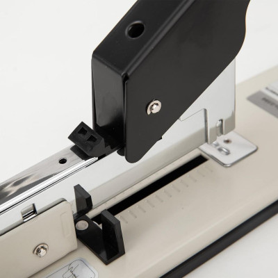 Dập Ghim Đại Deli Cỡ Lớn - Dập Tối Đa 80&210 Trang, Chất Liệu Kim Loại Chắc Chắn, Nấc Đo Tiện Dụng Giúp Đóng Chuẩn Xác