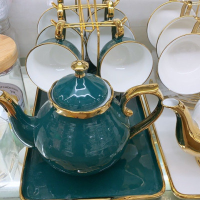 Bộ ấm chén sứ khay đựng kèm đĩa núm vàng ngẫu nhiên-AVN32