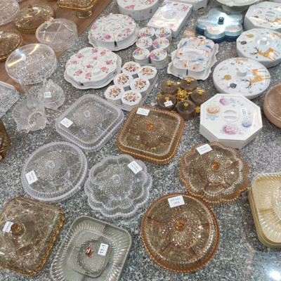 KHAY ĐỰNG MỨT TẾT BÁNH KẸO NGÀY TẾT SANG TRỌNG BẰNG MEKA ACRYLIC TRONG SUỐT CAO CẤP MVHM05