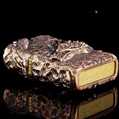 Vỏ Hột Quẹt Bật Lửa xăng đá Zorro Z9815 thiết kế đẹp độc lạ - dùng xăng bấc đá cao cấp ( giao màu ngẫu nhiên )