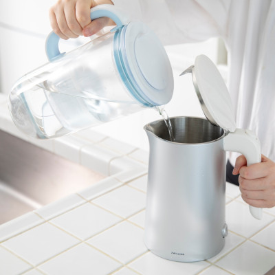 Bình lọc nước BRITA thủy tinh Glass Jug One (có sẵn 1 lõi Maxtra Pro)