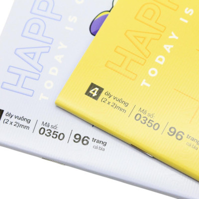 Tập Class Happy Day - 4 Ô Ly Vuông - 96 Trang 58gsm - Hồng Hà 0350 (Mẫu Bìa Giao Ngẫu Nhiên)