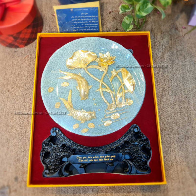 Đĩa Ngọc Dát Vàng