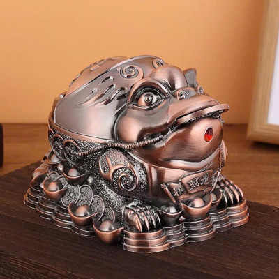  Dụng cụ Gạt Bụi Tàn để bàn Hình tượng Cóc vàng 3 chân ngậm tiền – biểu tượng chiêu tài lộc nổi bật trong phong thủy