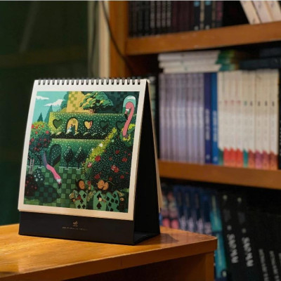 Lịch Để Bàn Ất Tỵ 2025 - Khu Vườn Văn Chương Kèm Túi Đựng Lịch