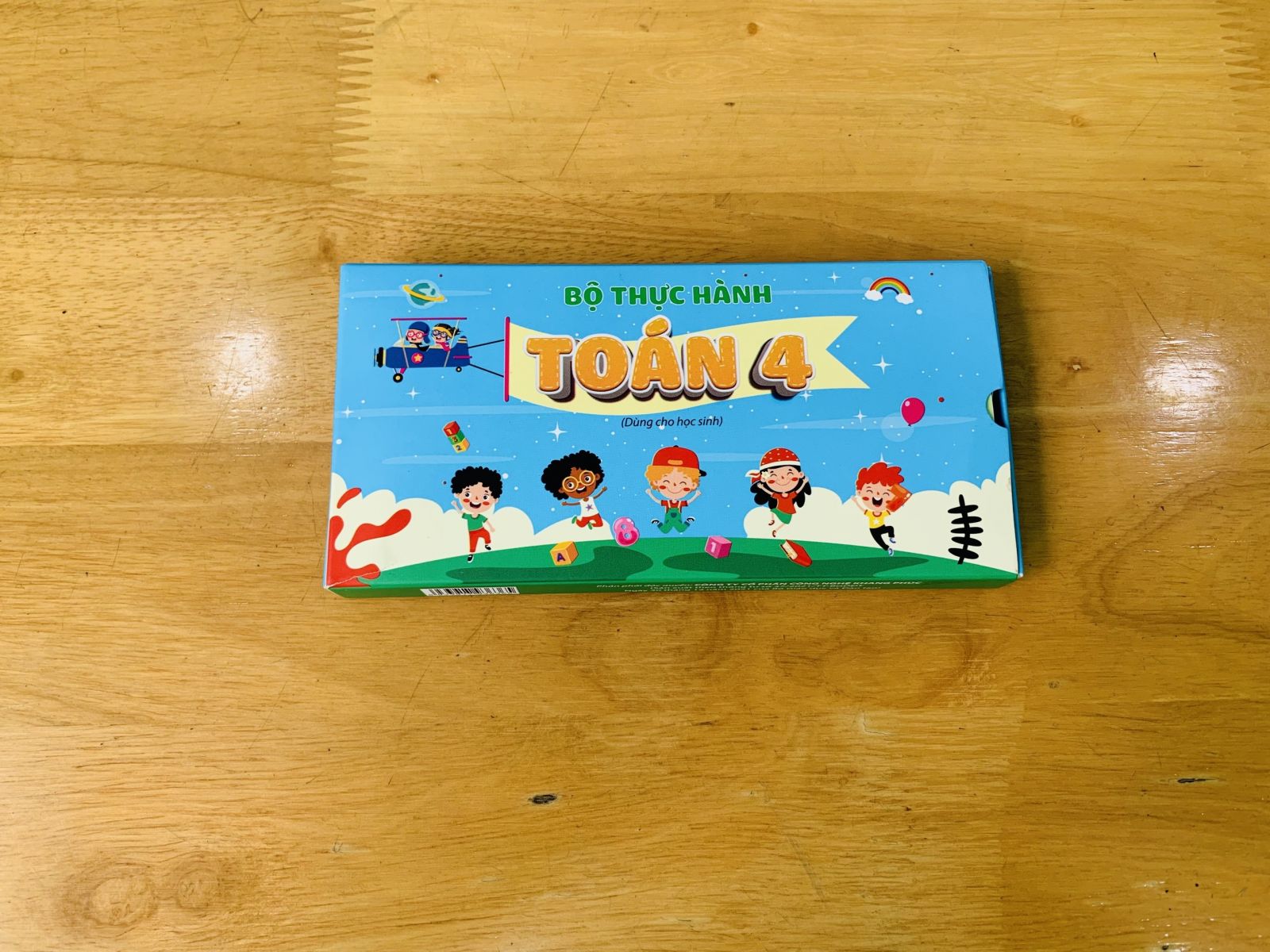 BỘ THỰC HÀNH TOÁN LỚP 4 (KP)