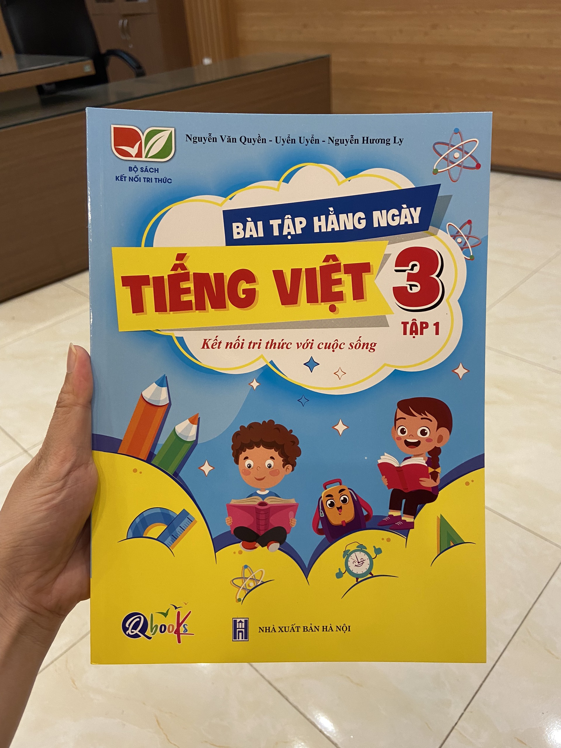 Sách - Bài tập hằng ngày tiếng việt lớp 3 tập 1 (Kết nối tri thức với cuộc sống)