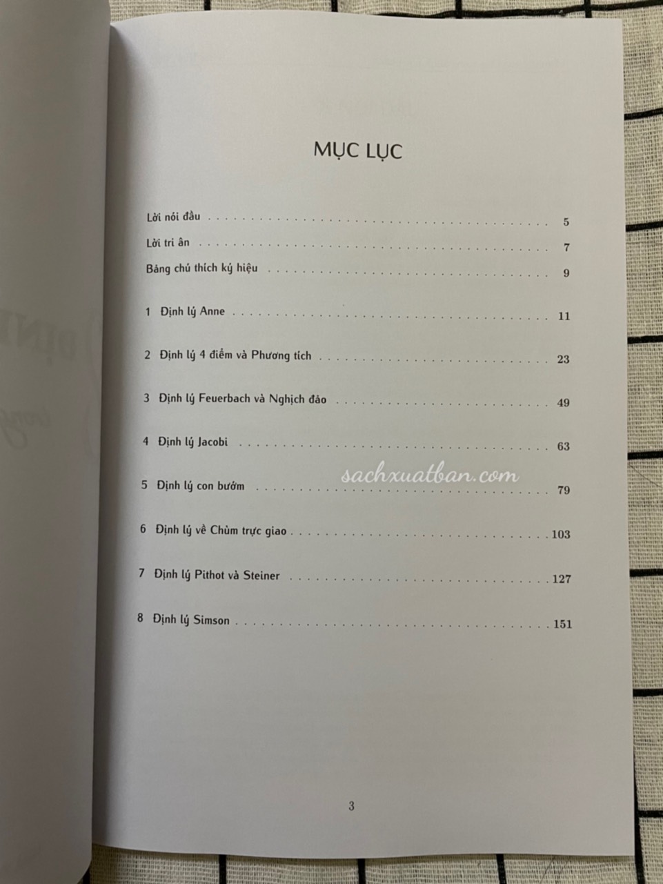8 Định Lý Chọn Lọc Trong Hình Học Phẳng