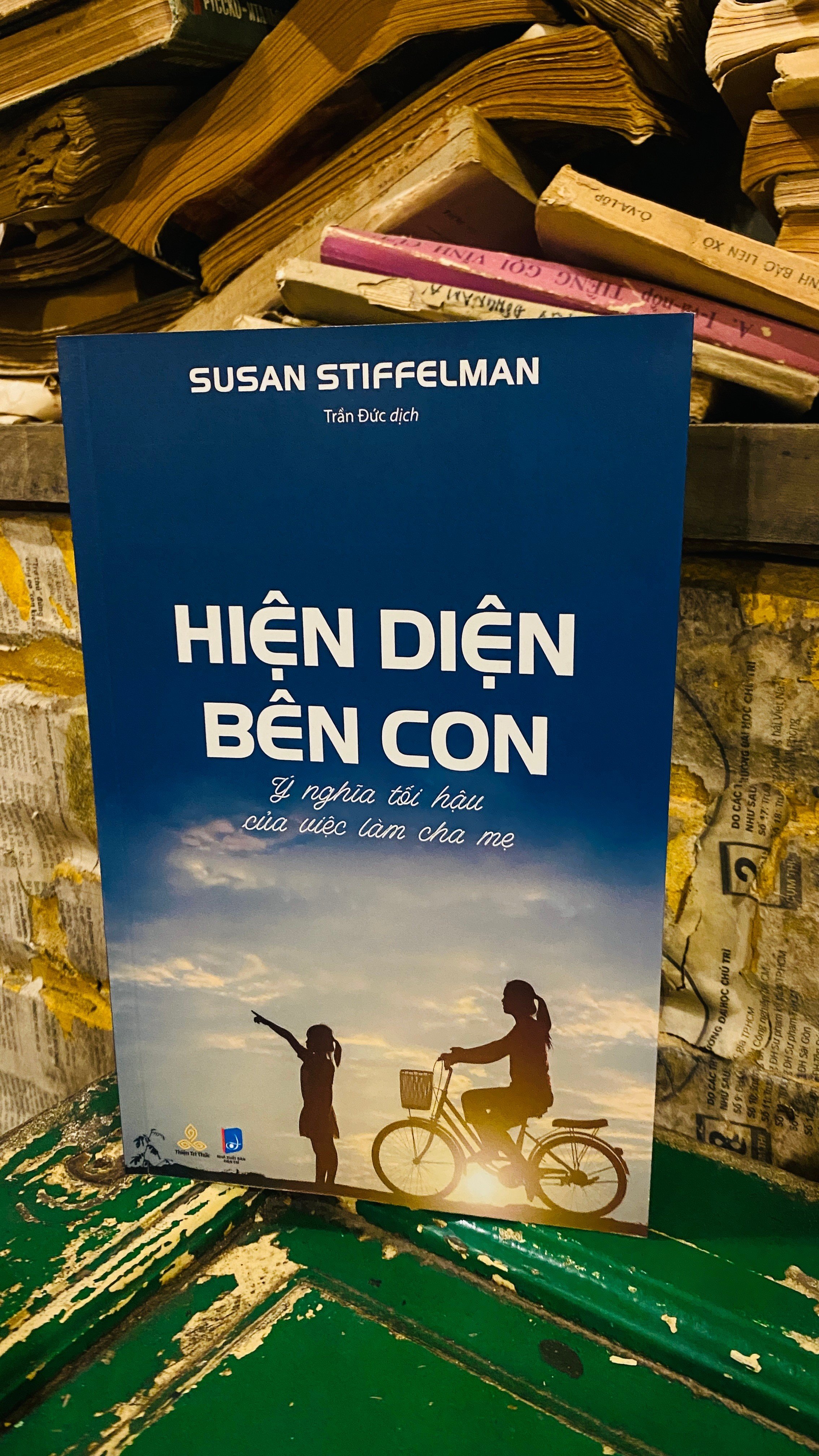 Combo Hiện Diện Bên Con & Nuôi Con Bằng Trái Tim Tỉnh Thức