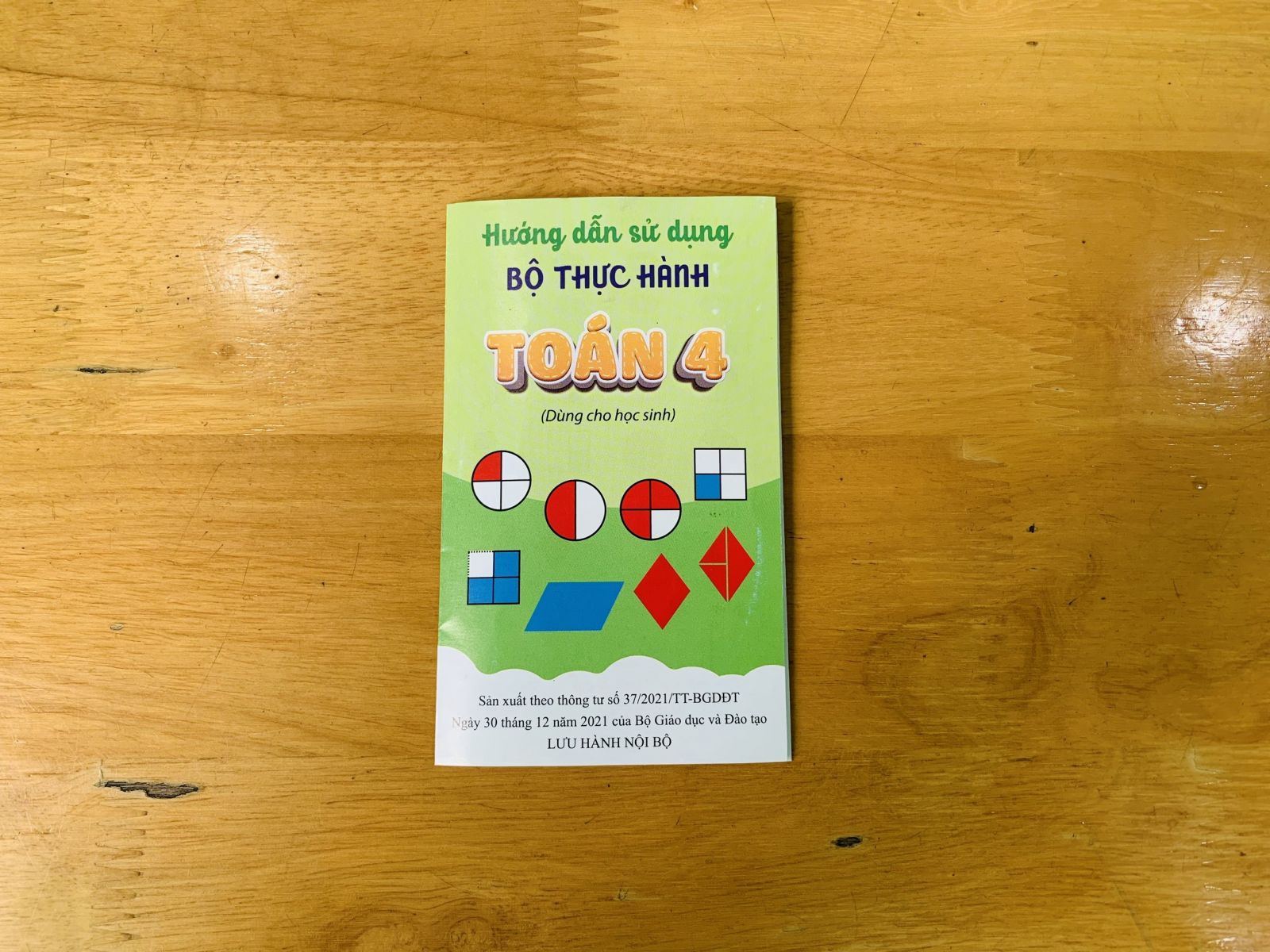 BỘ THỰC HÀNH TOÁN LỚP 4 (KP)