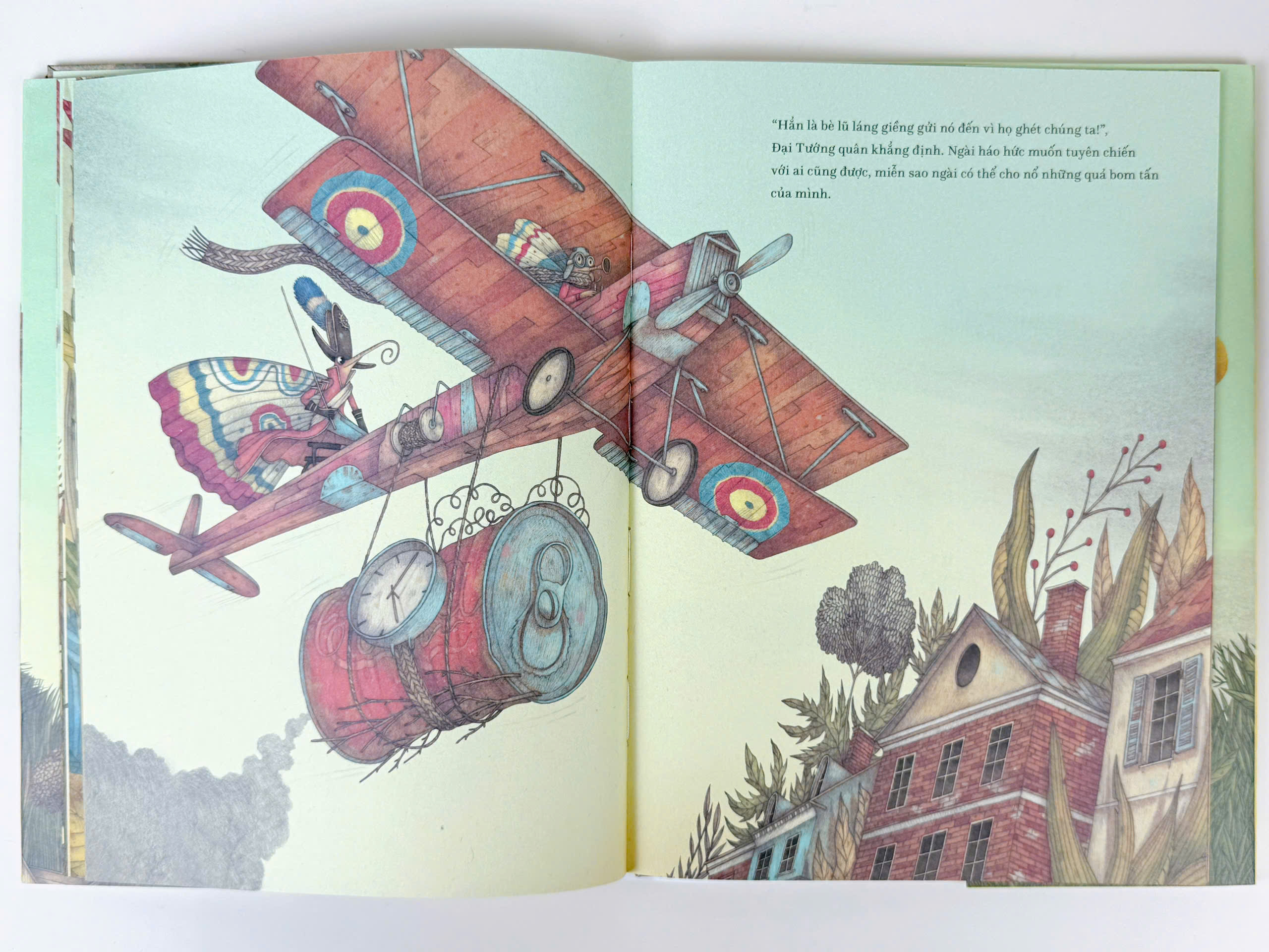 Sách - To như trái núi, nhẹ tựa lông hồng (tranh truyện ngụ ngôn hiện đại) - Crabit KidBooks