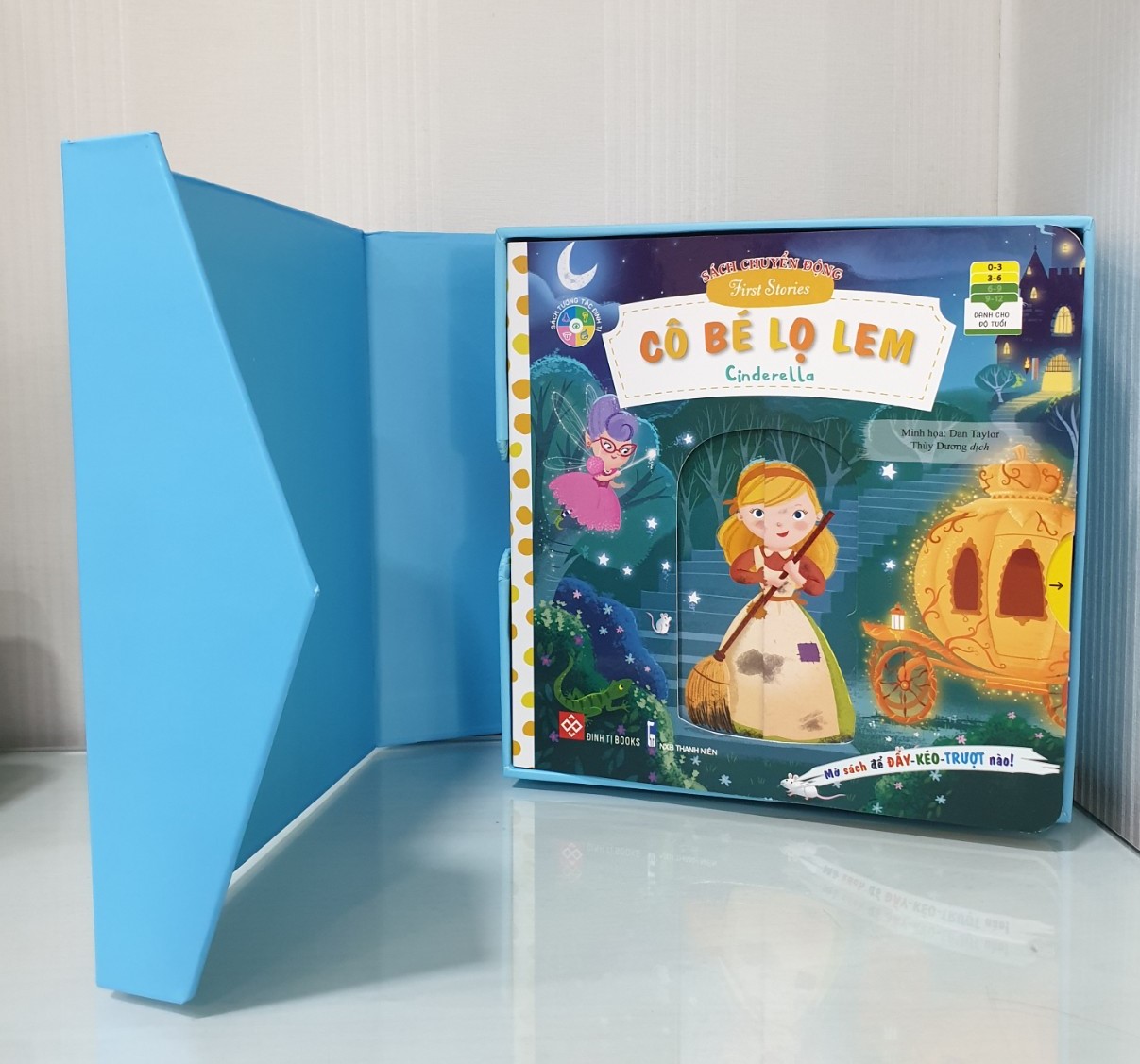 SÁCH TƯƠNG TÁC CHUYỂN ĐỘNG - THẾ GIỚI CỔ TÍCH (3 TẬP/HỘP) (Sách Vừa Học Vừa Chơi Giúp Gắn Kết Gia Đình: Kích thích trí thông minh; Rèn luyện vận động tinh)