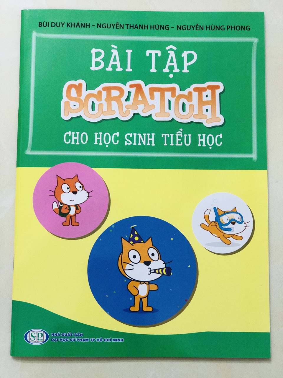 Sách - Bài tập Scratch cho học sinh tiểu học (KP)