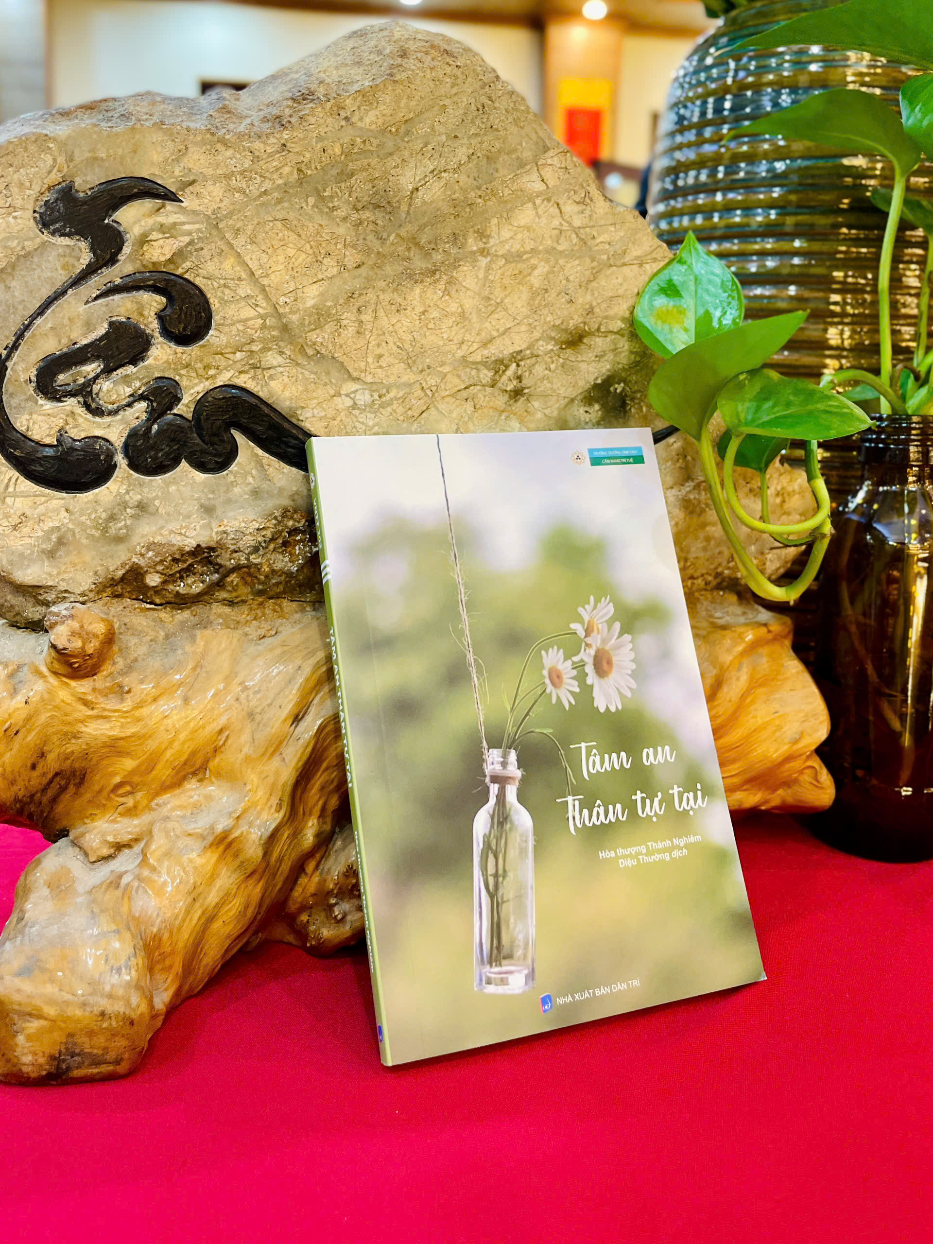 Sách - Tâm an thân tự tại - Hòa thượng Thánh Nghiêm - Vĩnh nghiêm Books