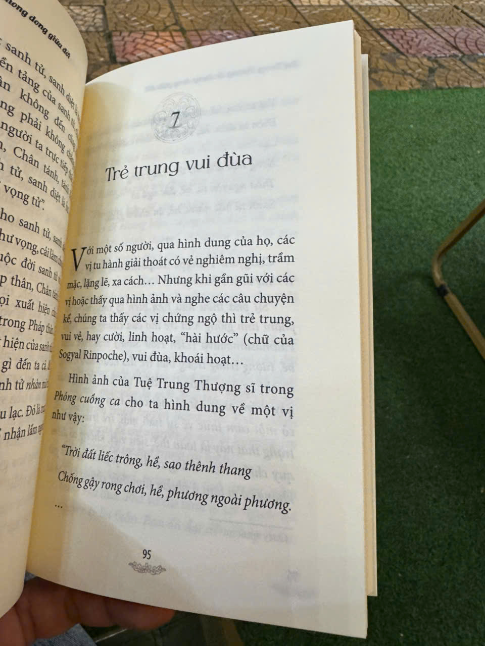 TUỆ TRUNG THƯỢNG SĨ – Nguyễn Thế Đăng – Thiện Tri Thức – NXB Thế Giới