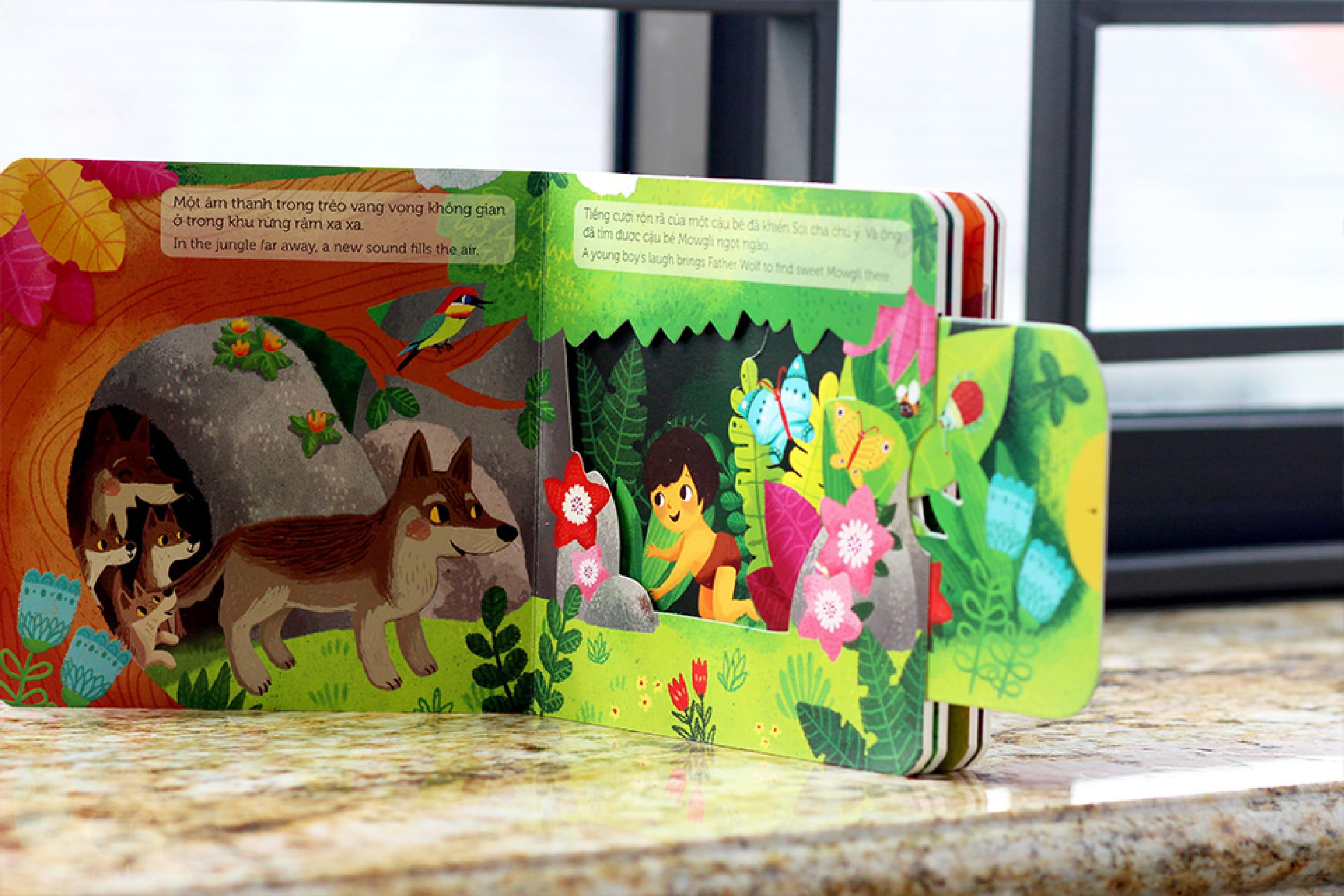 Sách Tương Tác - Sách Chuyển Động - First Stories - The Jungle Book - Cậu Bé Rừng Xanh