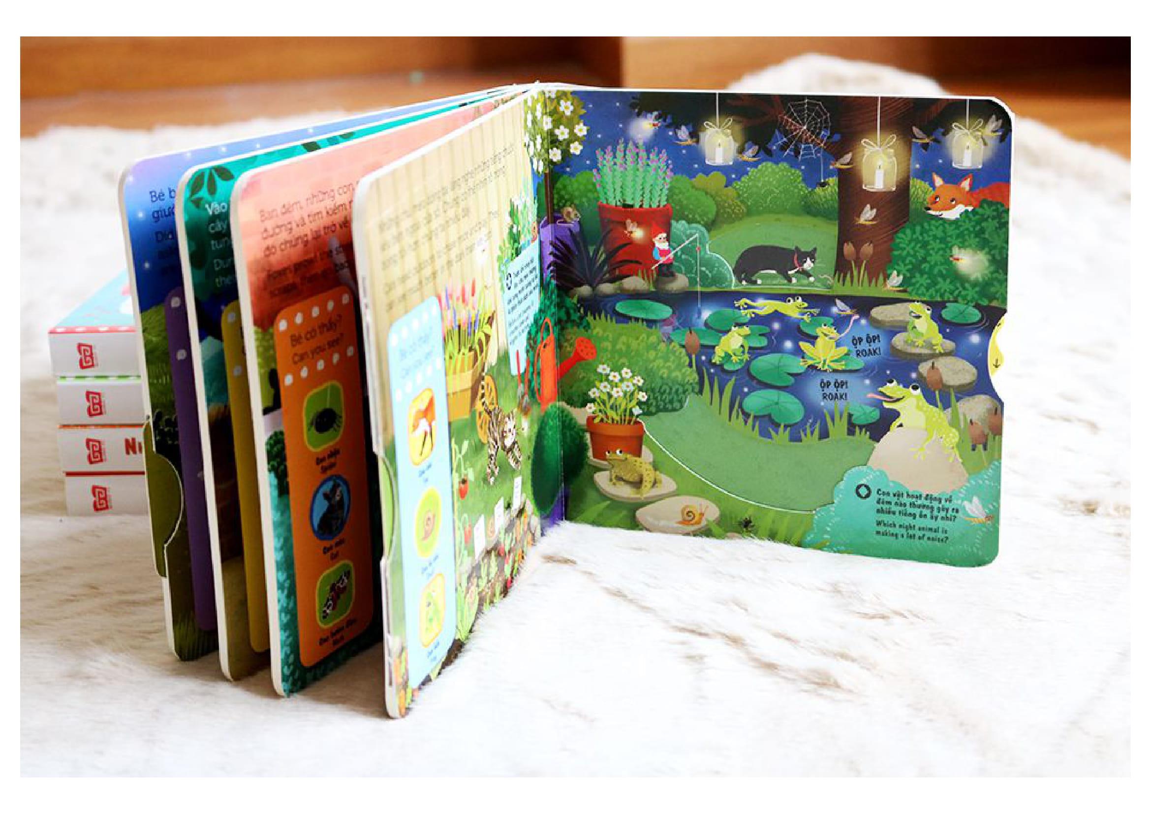 Sách Tương Tác - Sách Chuyển Động - First Explorers - Night Animals - Động Vật Ban Đêm