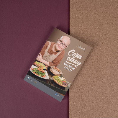 Sách - Cơm Chay Nhà Mình Có Gì?