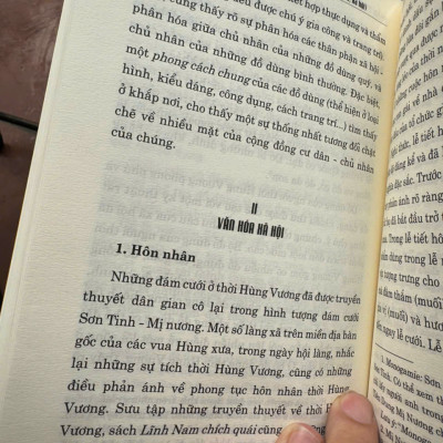 THỜI ĐẠI HÙNG VƯƠNG (Lịch Sử - Kinh Tế - Chính Trị - Xã Hội) – Nhiều tác giả – NXB Chính trị Quốc gia