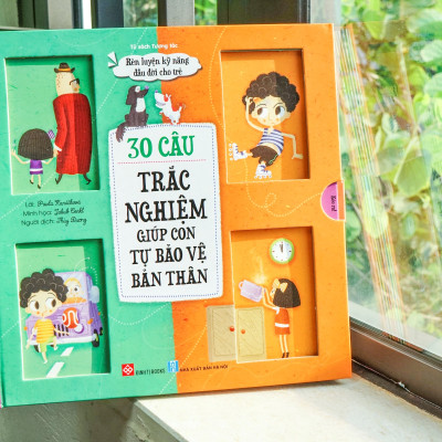 Sách Tương Tác - Rèn Luyện Kỹ Năng Đầu Đời Cho Trẻ - 30 Câu Trắc Nghiệm Giúp Con Văn Minh Lịch Sự & Tự Bảo Vệ Bản Thân