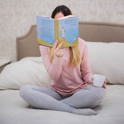 Sách Seneca: Những Bức Thư Đạo Đức – Chủ nghĩa Khắc kỷ trong đời sống - Tập 1 (Tái bản 179k)