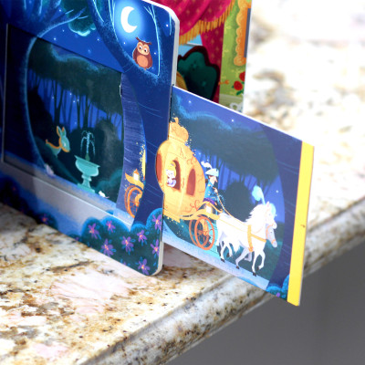 Sách Chuyển Động First Stories - Cậu Bé Rừng Xanh