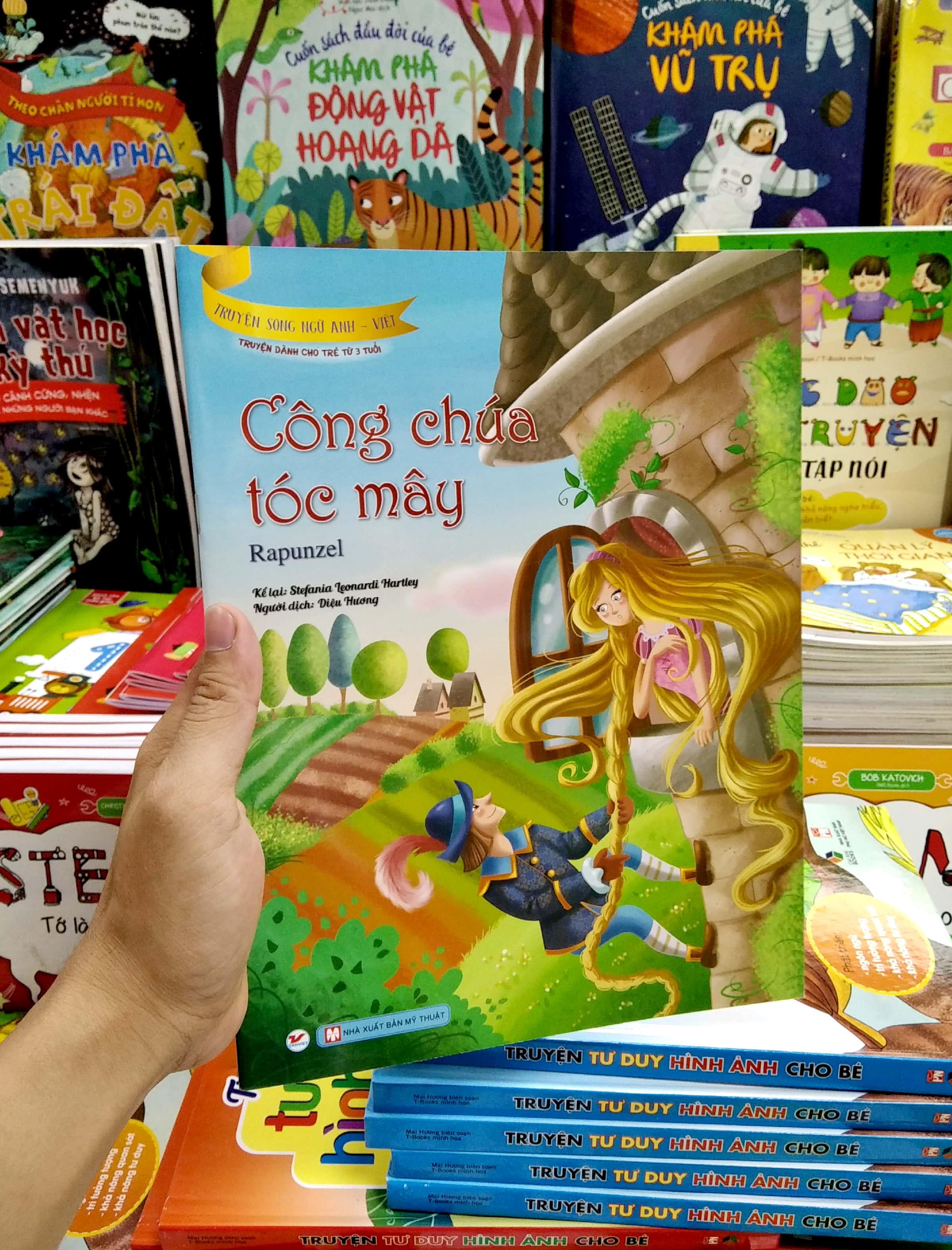 Công Chúa Tóc Mây (Truyện Dành Cho Trẻ Từ 3 Tuổi) - Truyện Song Ngữ Anh - Việt